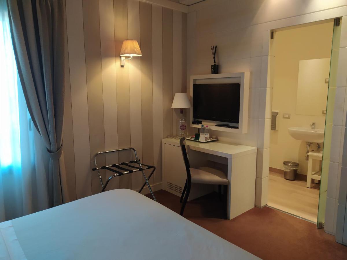 Hotel Molo73 Empoli Esterno foto