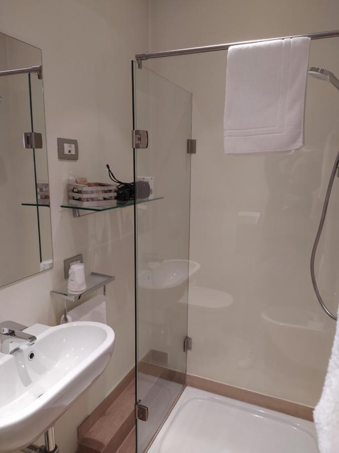 Hotel Molo73 Empoli Esterno foto