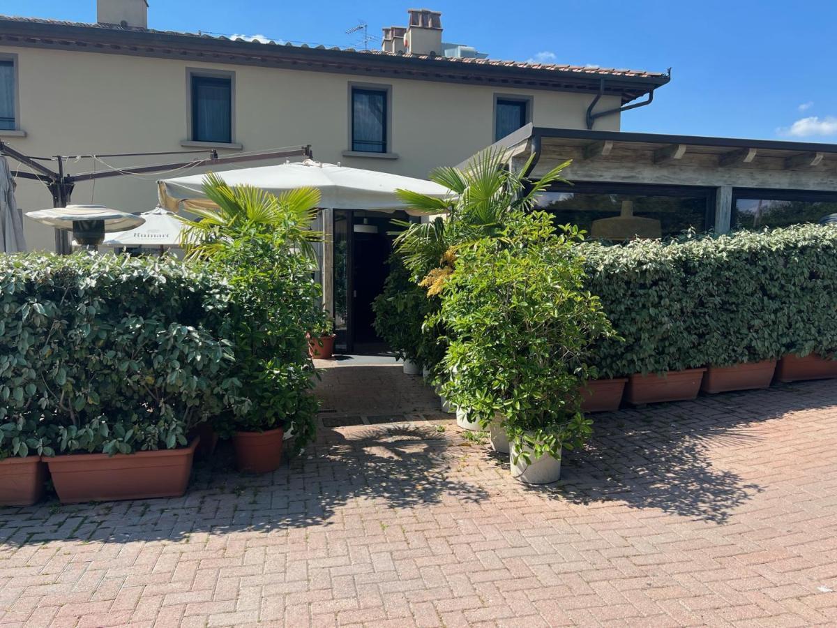Hotel Molo73 Empoli Esterno foto
